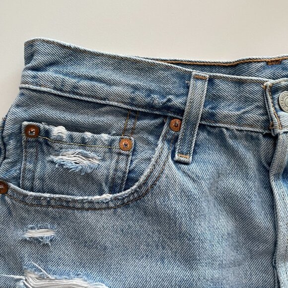 Levis 501 High Rise Denim Distressed Shorts Medium Wash Blue 27 - Picture 6 of 10